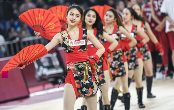 国乒男单爆冷出局！首战取得7胜1负，登上热搜，王皓黑脸镜头被拍