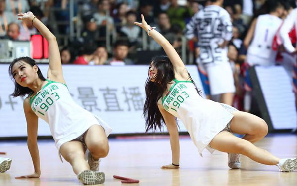 赶走女友+1岁儿子？🚨戈贝尔声明：勿妄加揣测 尊重我们的隐私